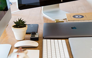 韦德博彩官网-传射建功!20岁帕斯当选科莫2-0拉齐奥全场最佳，帕奎奥莫拉雷斯