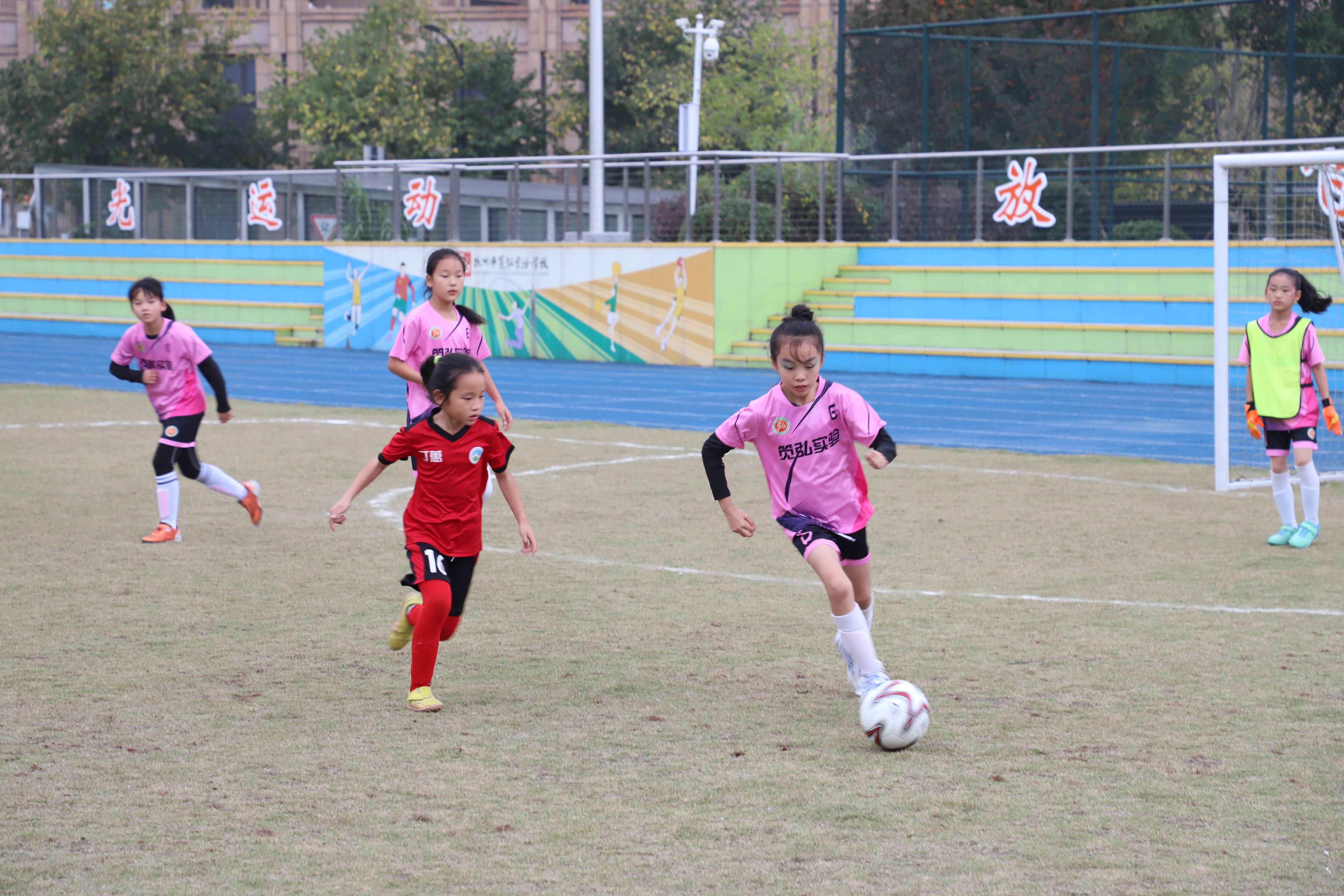 BETVICTOR168-青少年国际赛事频频受关注，年轻球员崭露头角