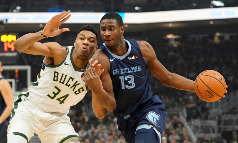 韦德足球官网-包含灰熊遭遇背靠背失利，排名下滑不断的词条