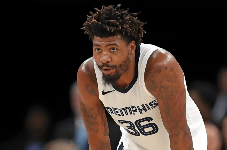 韦德体育官网入口-关于灰熊卫冕冠军稳健发挥，胜出比赛的信息