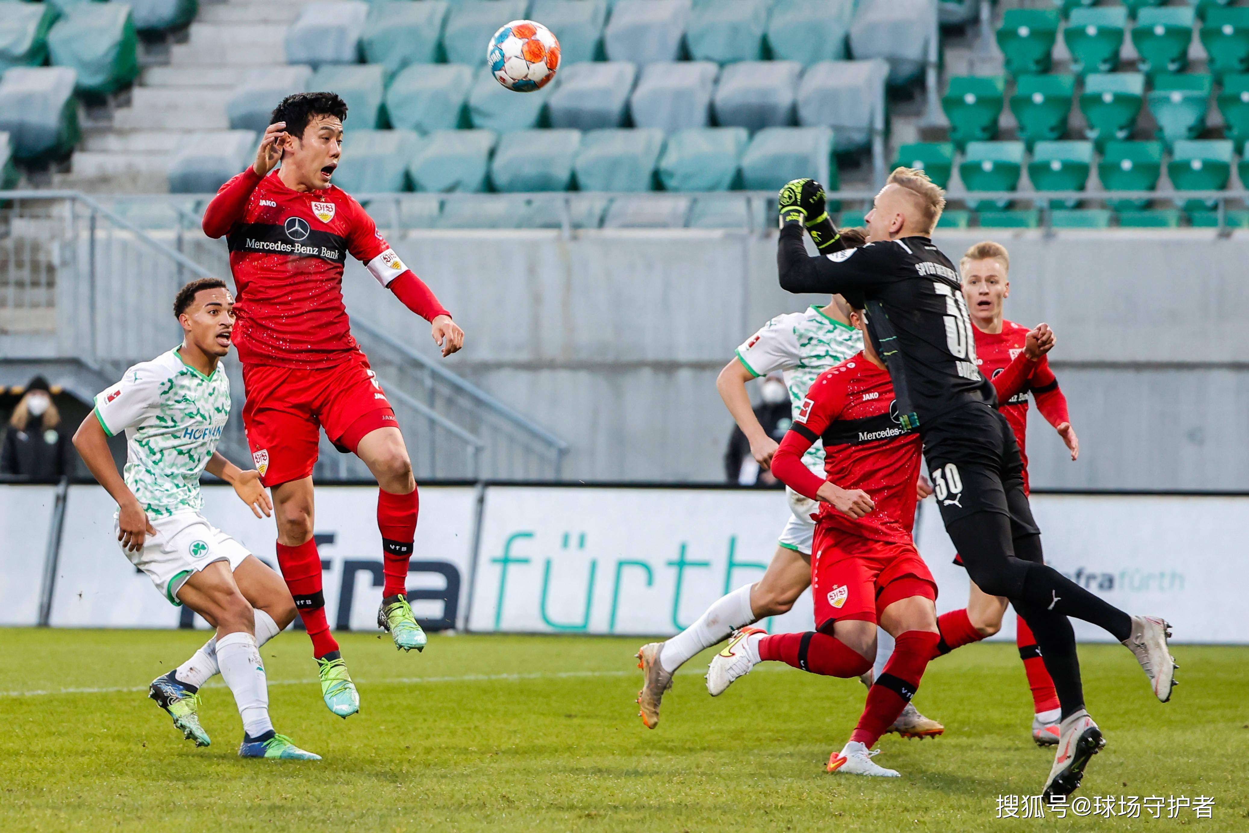 胶州韦德体育-美因茨球队主场告捷，球员发挥出色